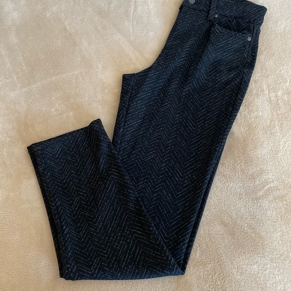 Gloria Vanderbilt Soft Chevron Pants - Size 6 - Picture 4 of 15